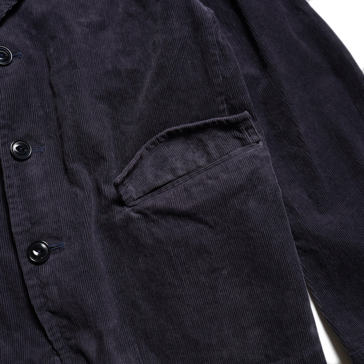nonnative / OFFICER 5B JACKET COTTON CORD SULFUR DYE (Navy)