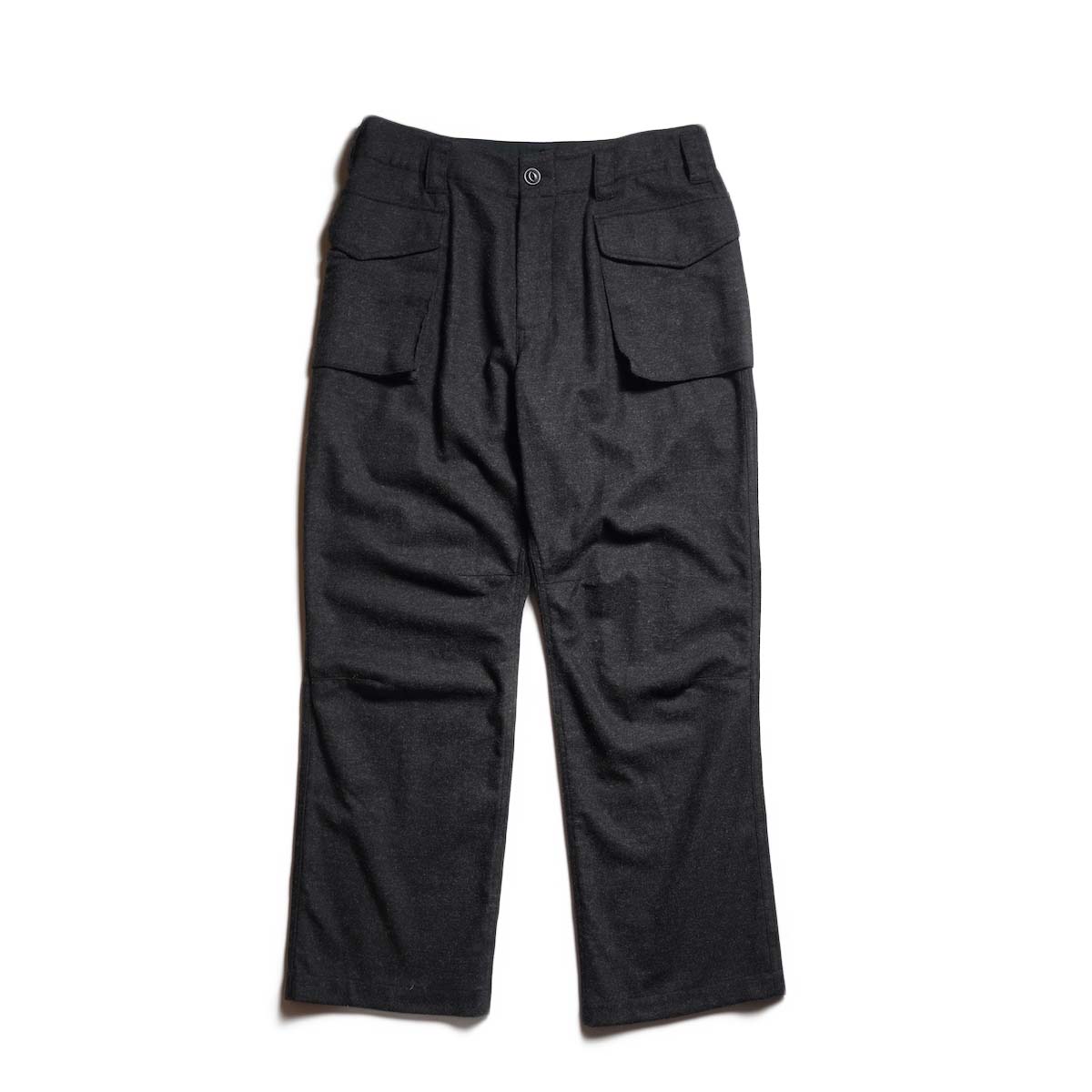 nonnative / TROOPER 4P TROUSERS WOOL CASHMERE OXFORD (Heather Charcoal) 正面
