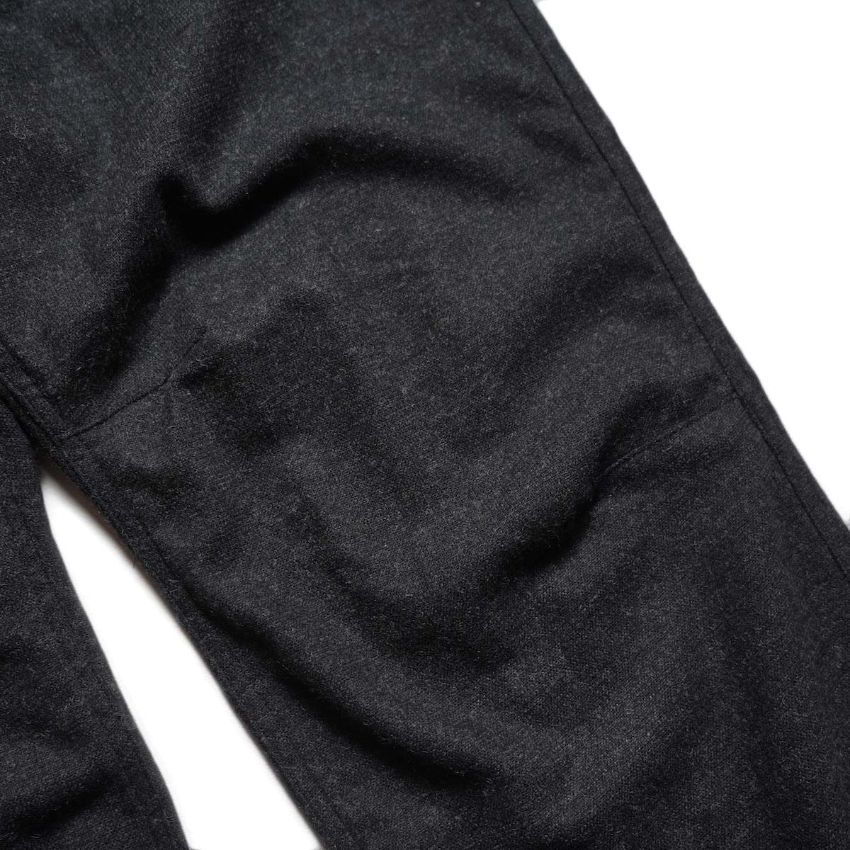 nonnative / TROOPER 4P TROUSERS WOOL CASHMERE OXFORD (Heather Charcoal) 膝ダーツ