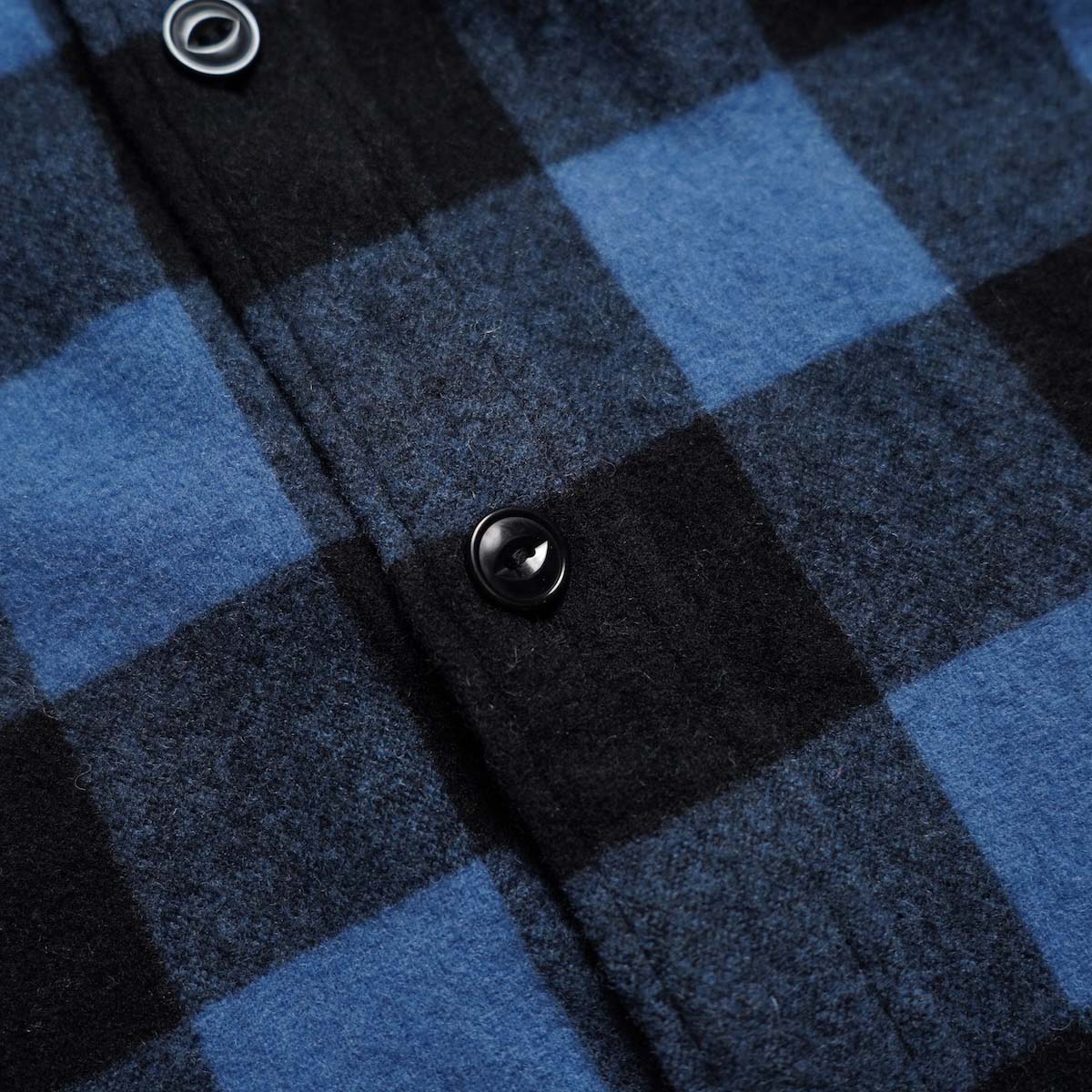 nonnative / WORKER SHIRT JACKET WOOL NYLON BUFFALO CHECK (Blue) 素材感