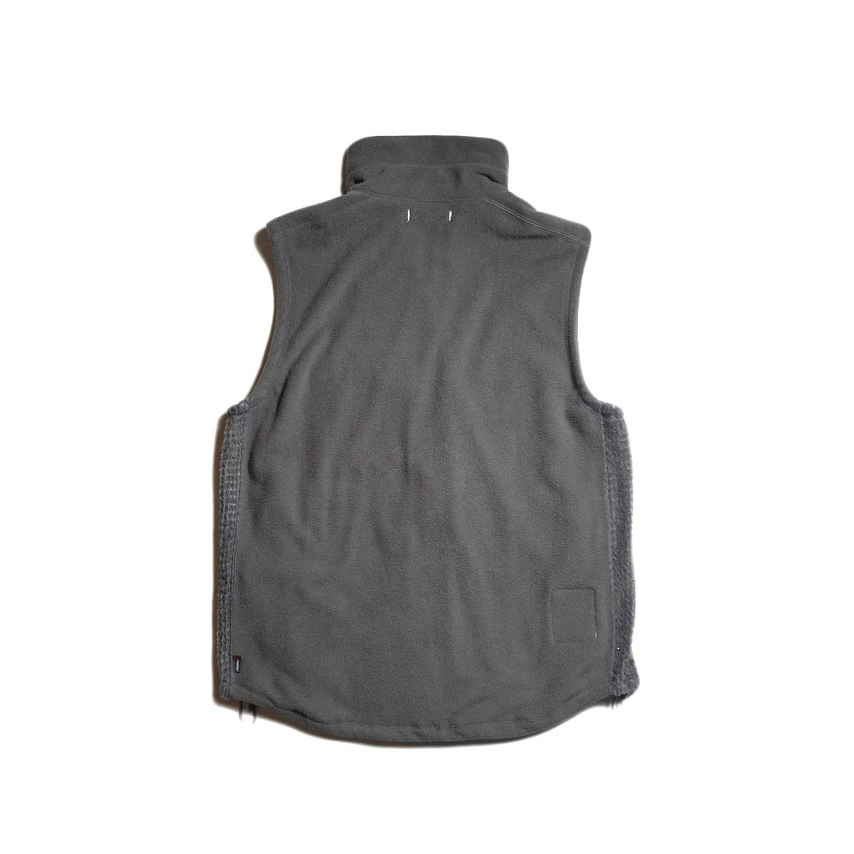 nonnative / HIKER VEST POLARTEC® WIND PRO® (Gray)