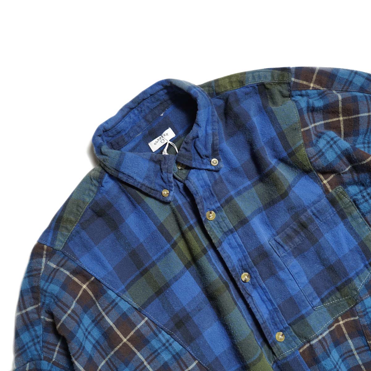 OLD PARK / HALF-BOTTON SHIRT  (Flannel - A) 襟元、ポケット