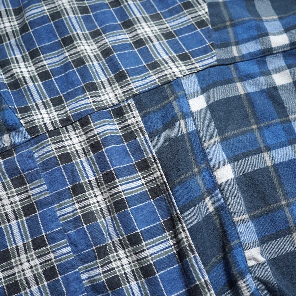 OLD PARK / HALF-BOTTON SHIRT  (Flannel - E) 素材感