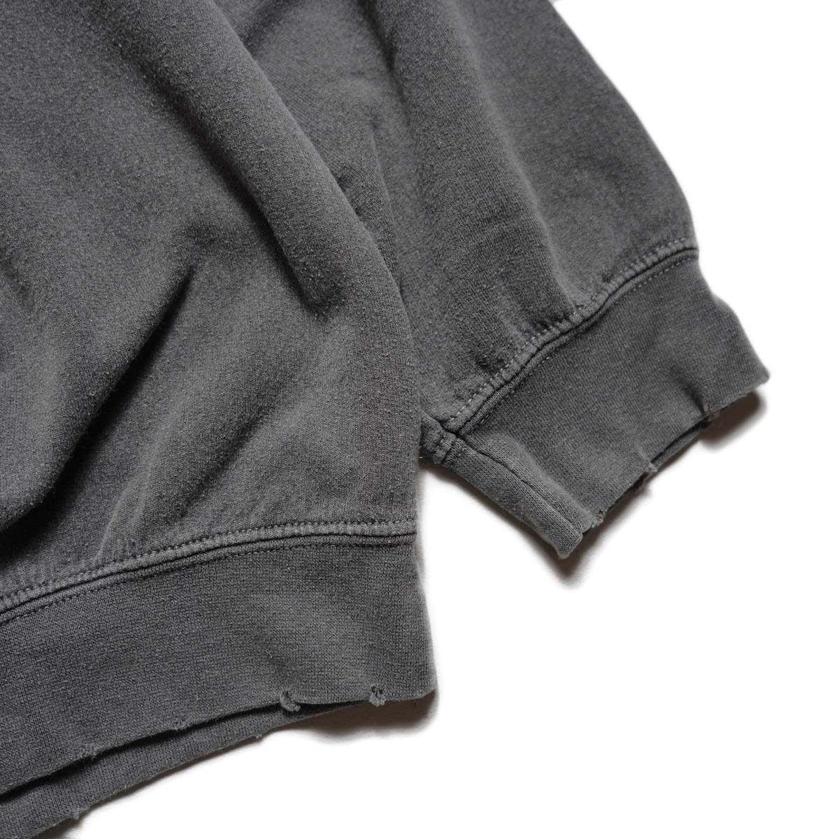 OLD PARK / TAPING SWEAT (Type A) 袖先