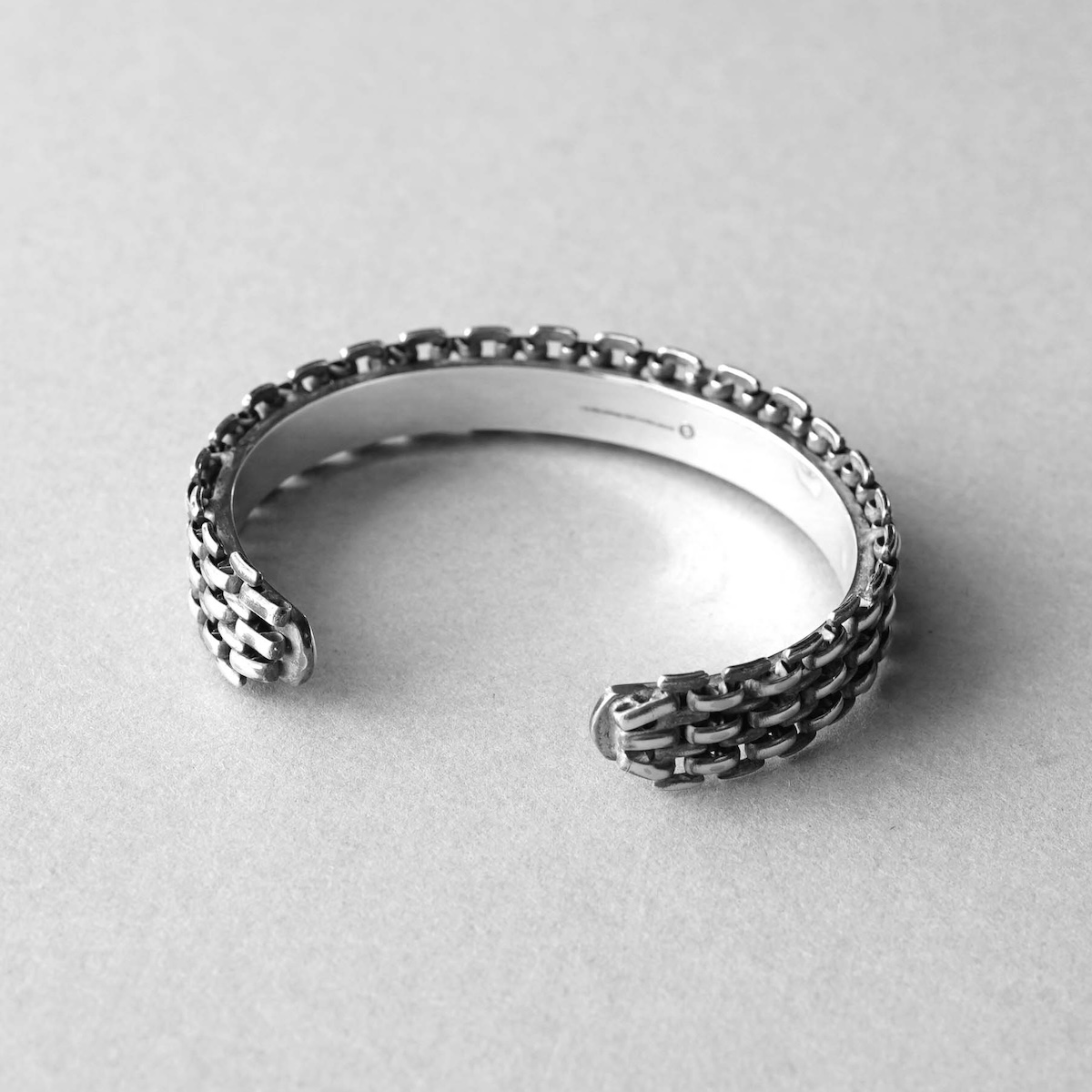 ON THE SUNNY SIDE OF THE STREET / Jubllee Chain Bangle (Silver) 開口部