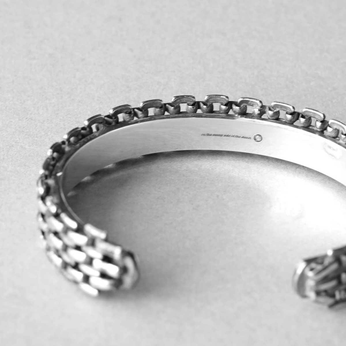 バングル925 on the sunny side of the street ON THE SUNNY SIDE OF THE STREET / Chevron Chain Bangle (Silver)