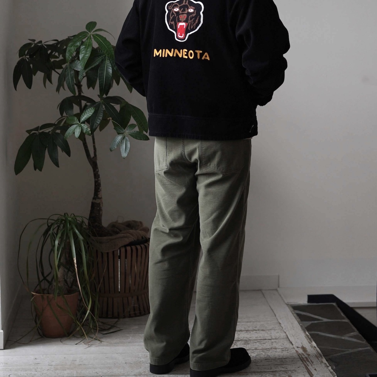 orSlow / REAL USED WASH VINTAGE FIT FATIGUE PANTS (Dark Olive Stone) 178cm / size 3 着用④