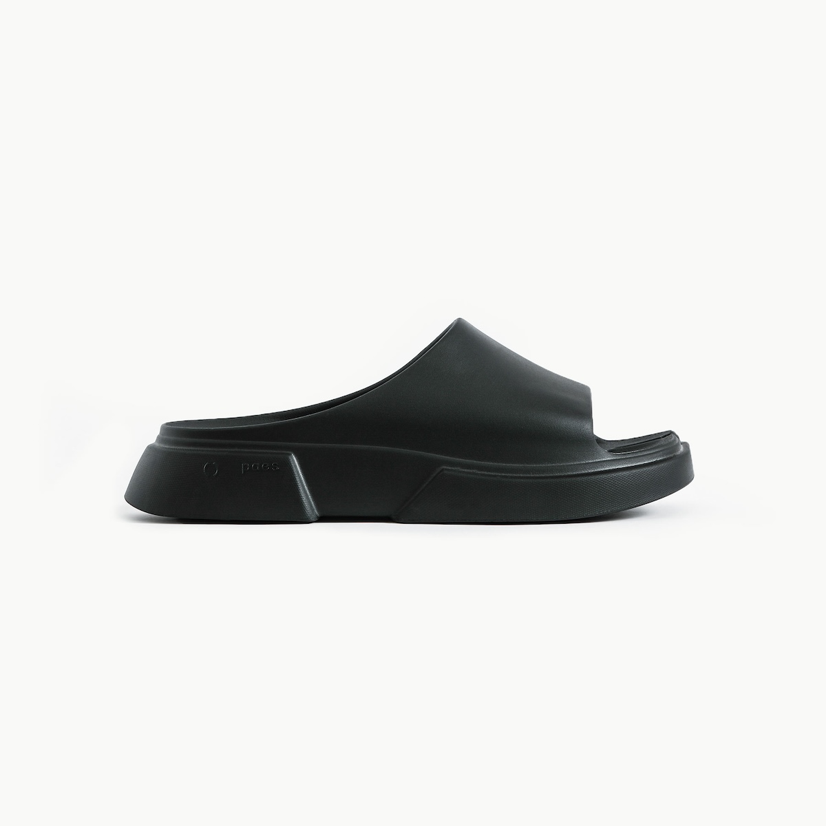 PAES / Slide 01 Sandal (Black)