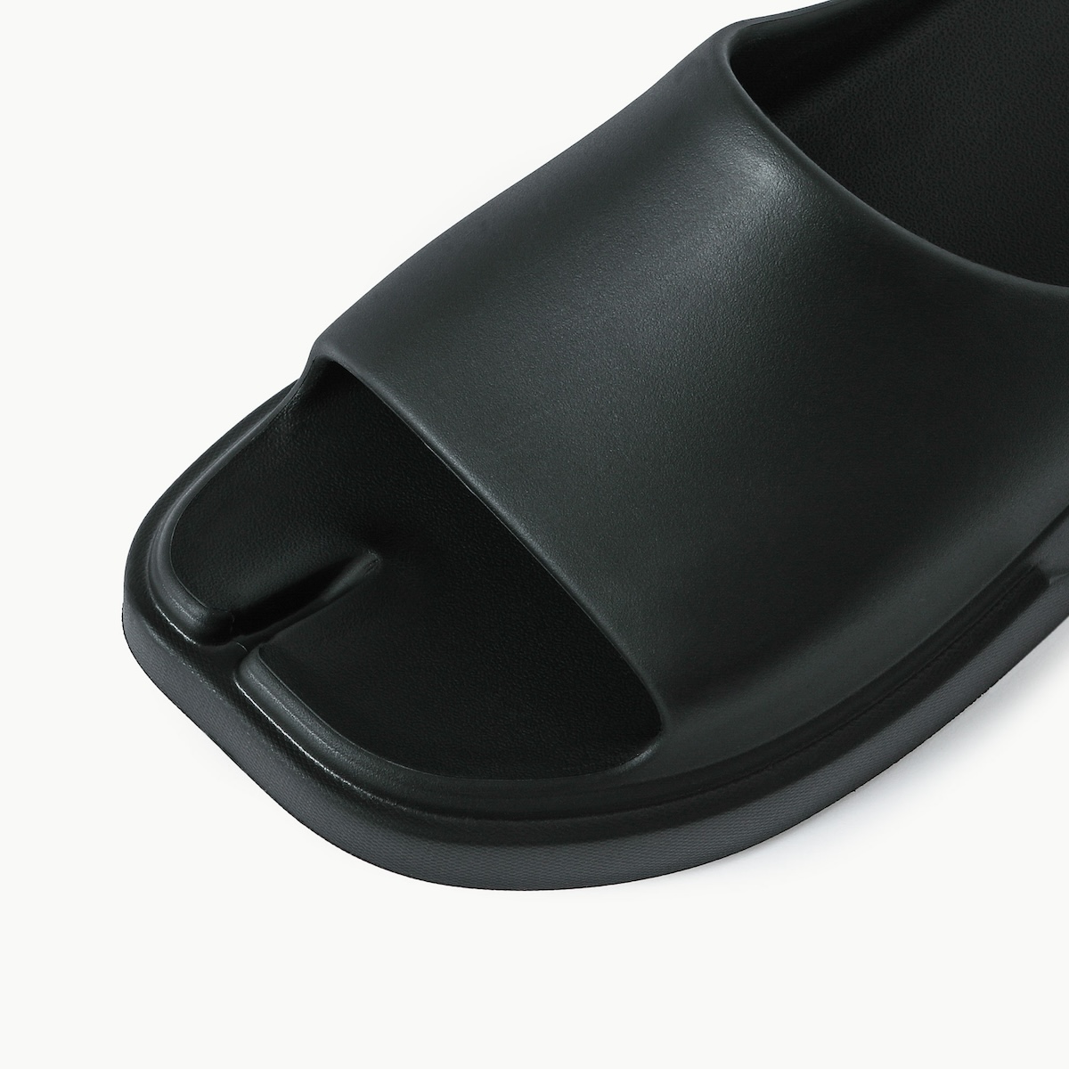 ★ PAES★ Slide 01 Black 03_BLK 24891240_55452208_1000.jpg