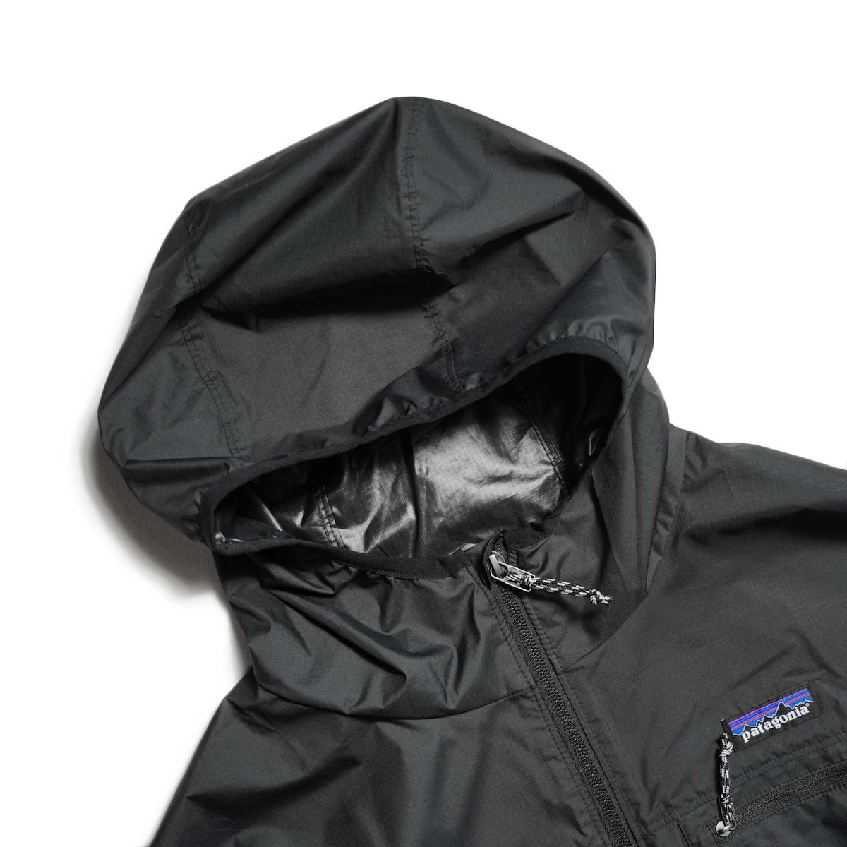 Patagonia / W's Light & Variable Jkt (Black)