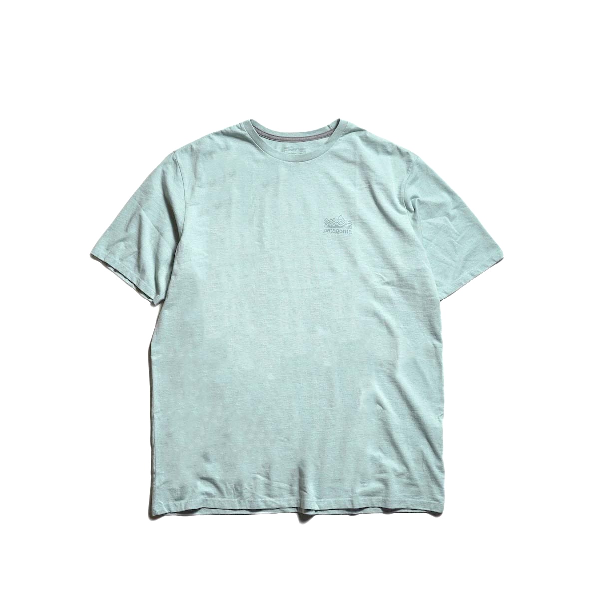 Patagonia / M"s Strataspire Responsibili Tee (Thin Ice) 正面