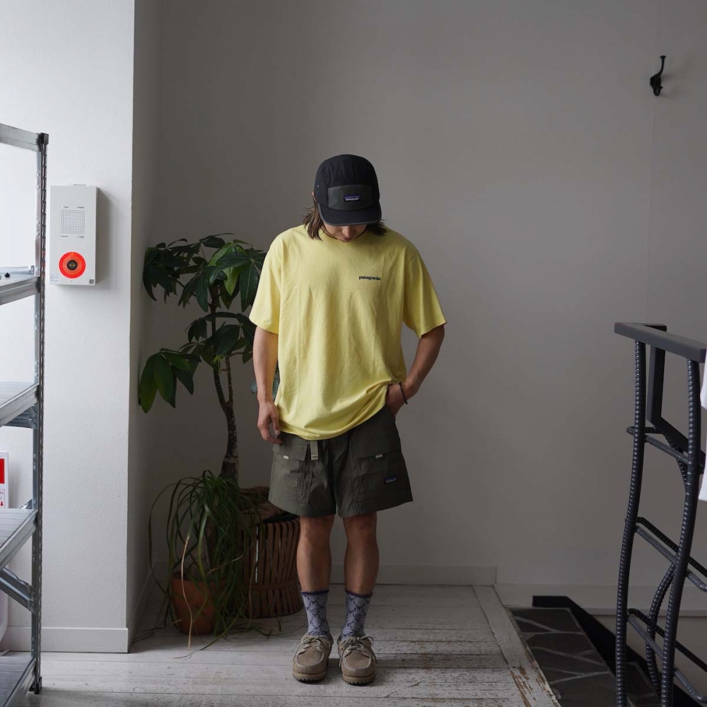 Patagonia / M"s P-6 Logo Responsibili Tee 着用イメージ①
