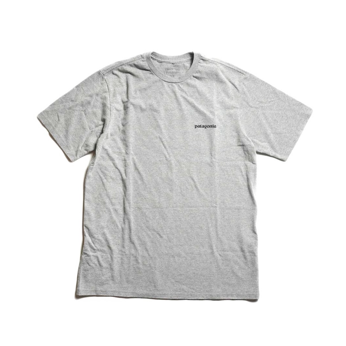 Patagonia / M"s P-6 Logo Responsibili Tee (Gravel Heather) 正面