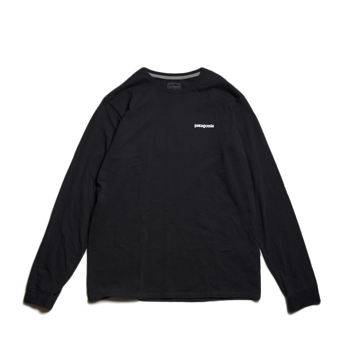 Patagonia / M"s L/S P-6 LOGO RESPONSIBILI TEE (Black) 正面