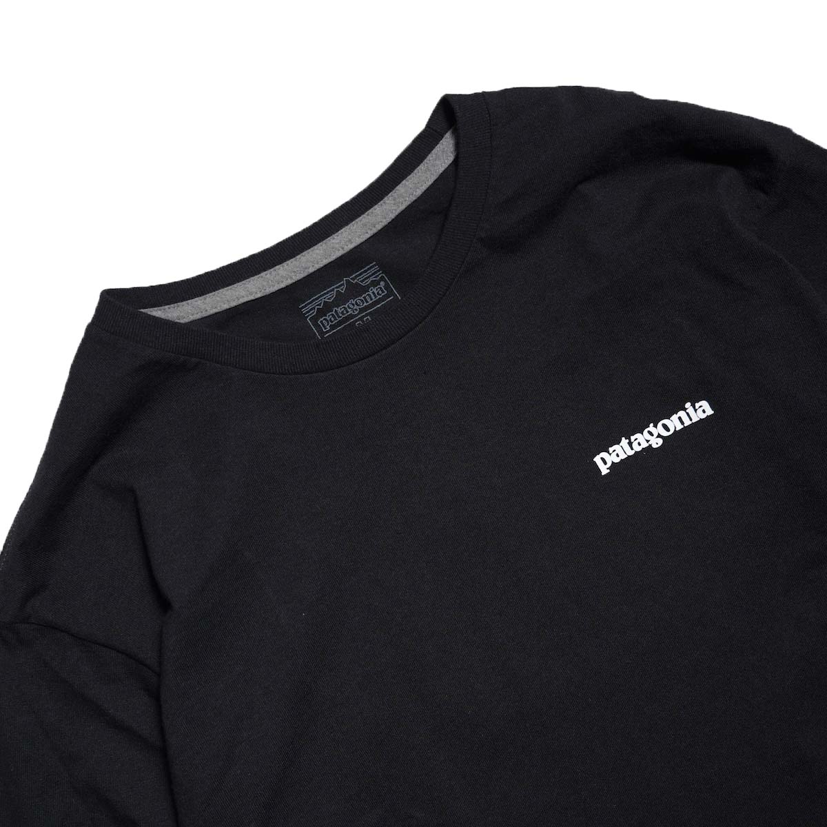 Patagonia / M"s L/S P-6 LOGO RESPONSIBILI TEE (Black) ネック