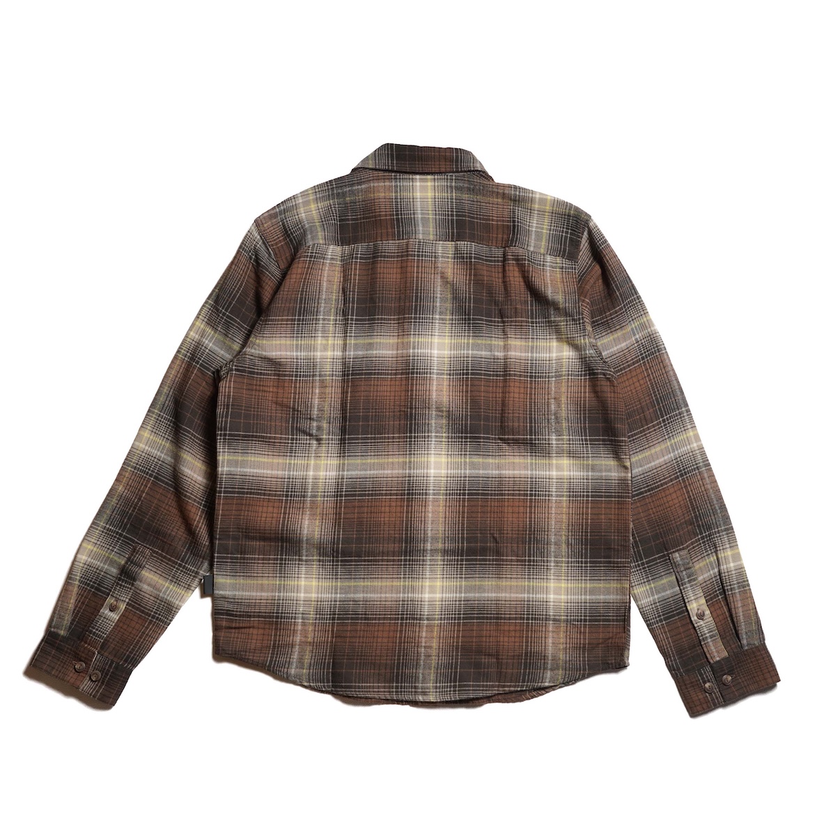 Patagonia / M’s L/S LW Fjord Flannel Shirt (Melting Ombre / Den Brown) 背面
