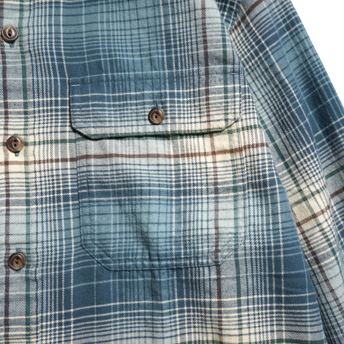 Patagonia / M’s L/S LW Fjord Flannel Shirt (Melting Ombre / Summit Blue) 胸ポケット