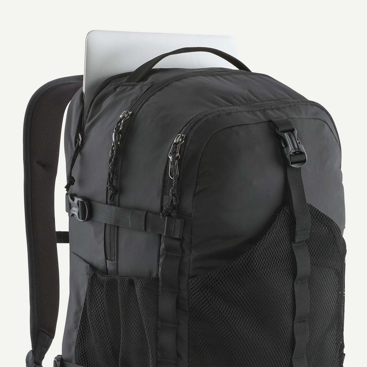 Patagonia / Refugio Day Pack 30L (Black)