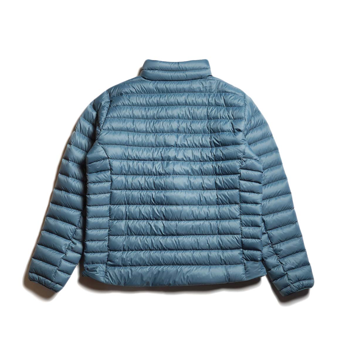Patagonia / M"s DOWN SWEATER (Summit Blue) 背面