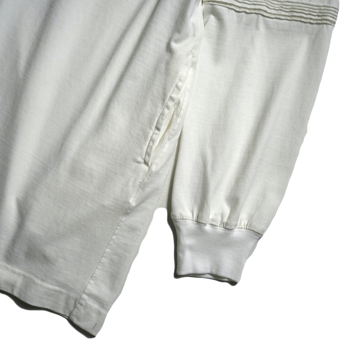 Pheeta / PH014C-51 Pearl Tunic (White)袖、ポケット