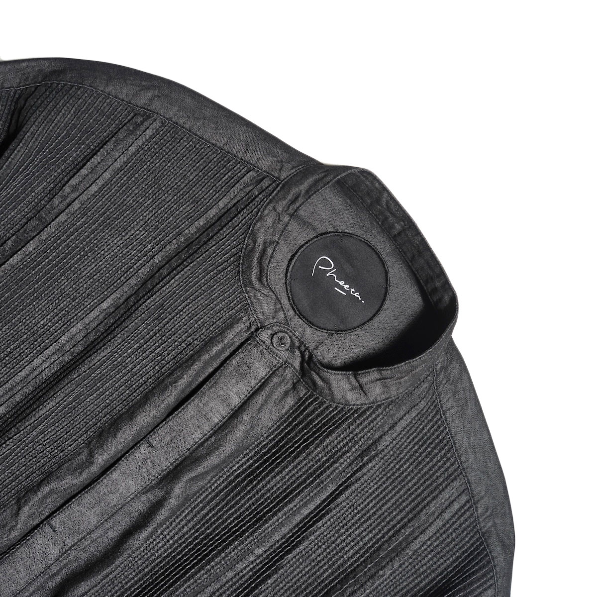 Pheeta / PH014CUN-SH0D Trinity Shirt (Black) 襟元
