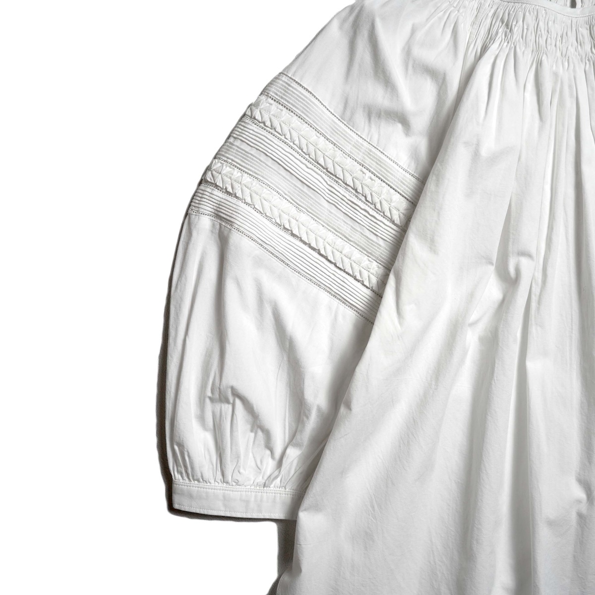 Pheeta / PH015C-62 Trinity Volume Sleeve Shirt (White) ピンタック