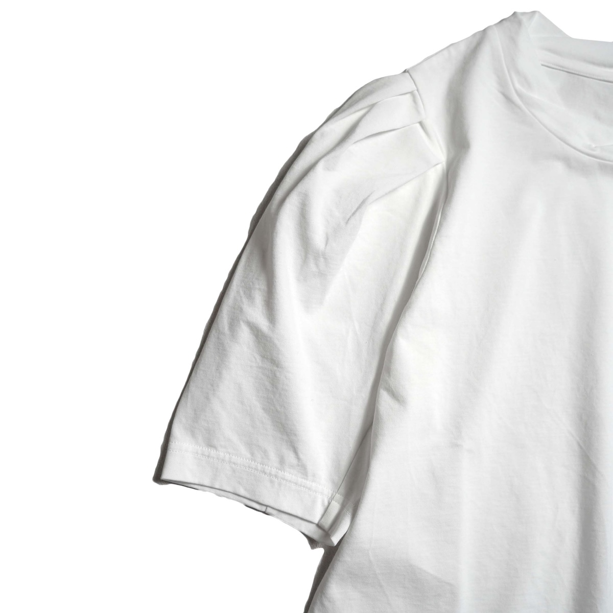 Pheeta / PH015C-CU7 Emmy TUCK TEE (White) 袖
