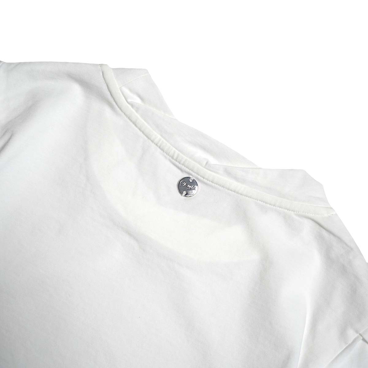 Pheeta / PH015C-CU7 Emmy TUCK TEE (White) チャーム