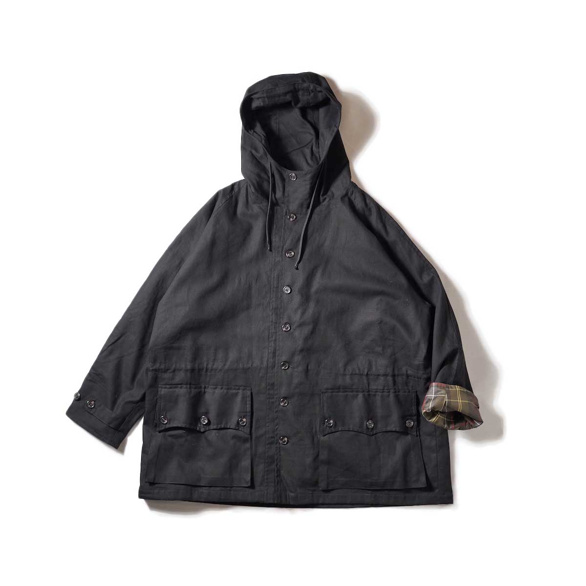 バブアー portraite TOGA PULLA × Barbourの異色コラボによるワックス 