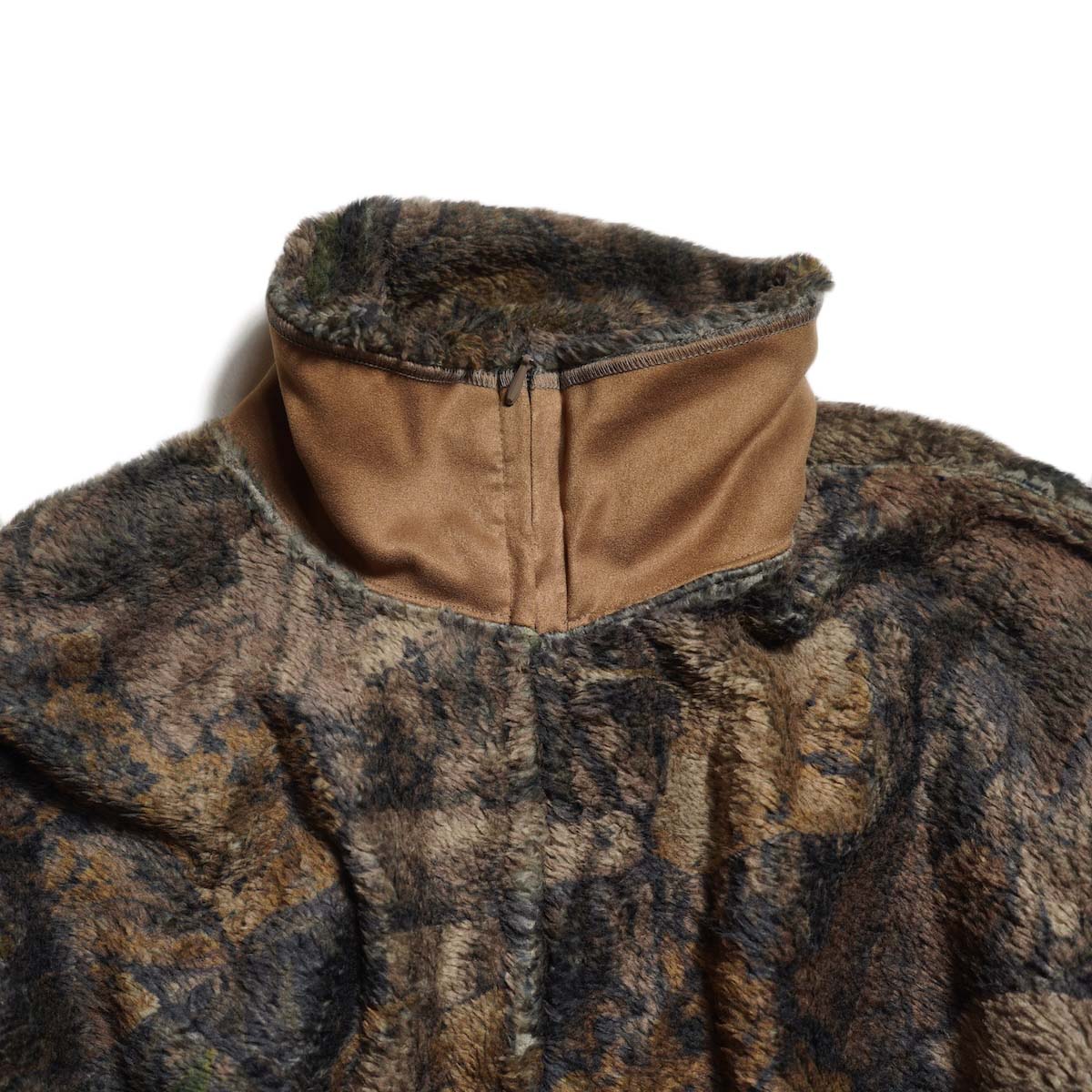 REMI RELIEF / シャギーフリースZIP JKT (Camo) ネック