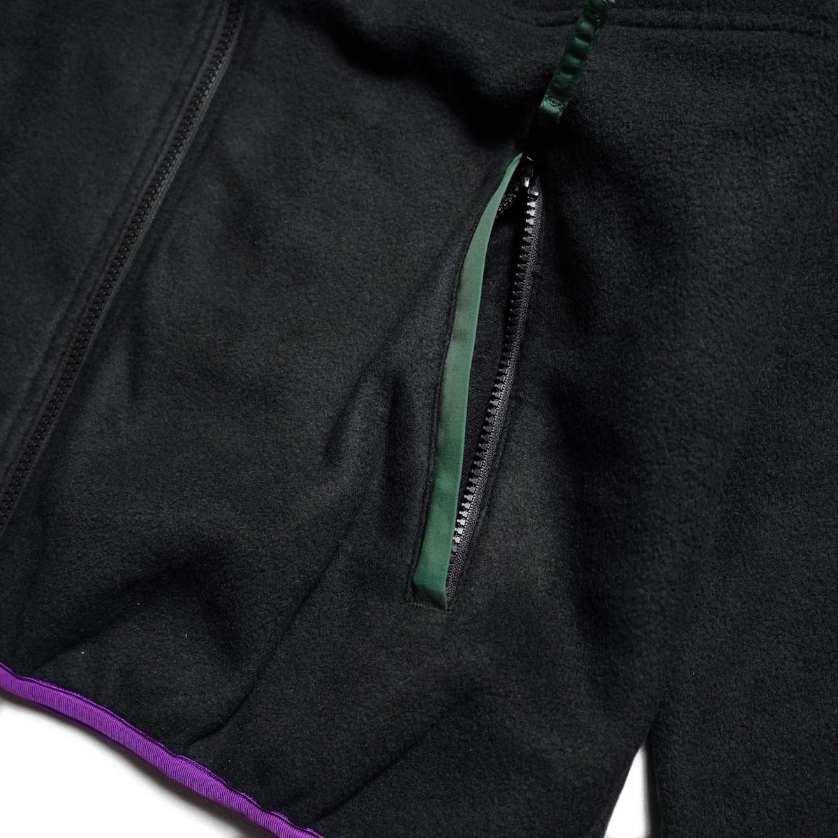 South2 West8 × COLUMBIA PFG / Wintertrainer™ Fleece Jacket (Black/Black) ポケット