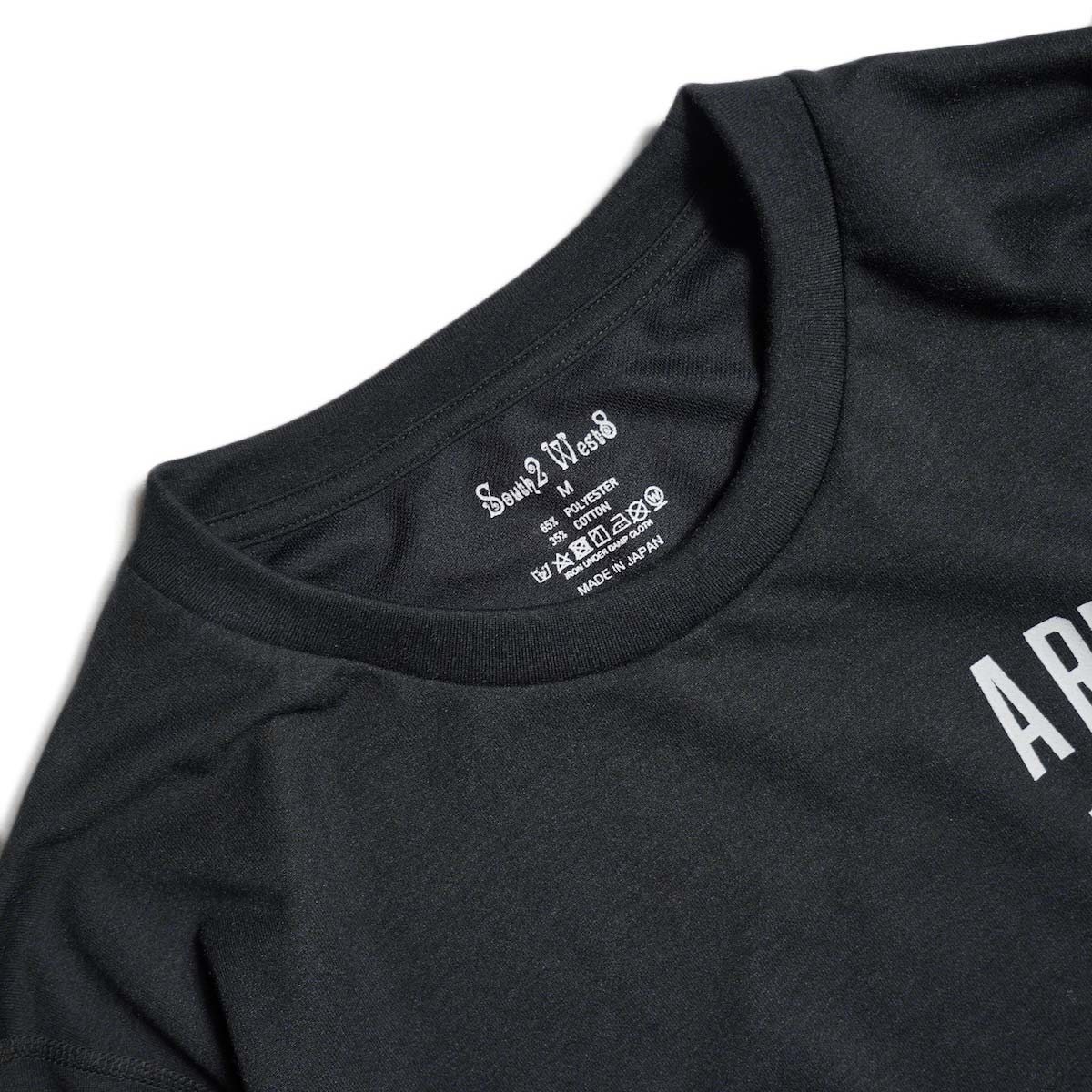 South2 West8 / L/S Tee - A RIVER NEVER SLEEP (Black) ネック