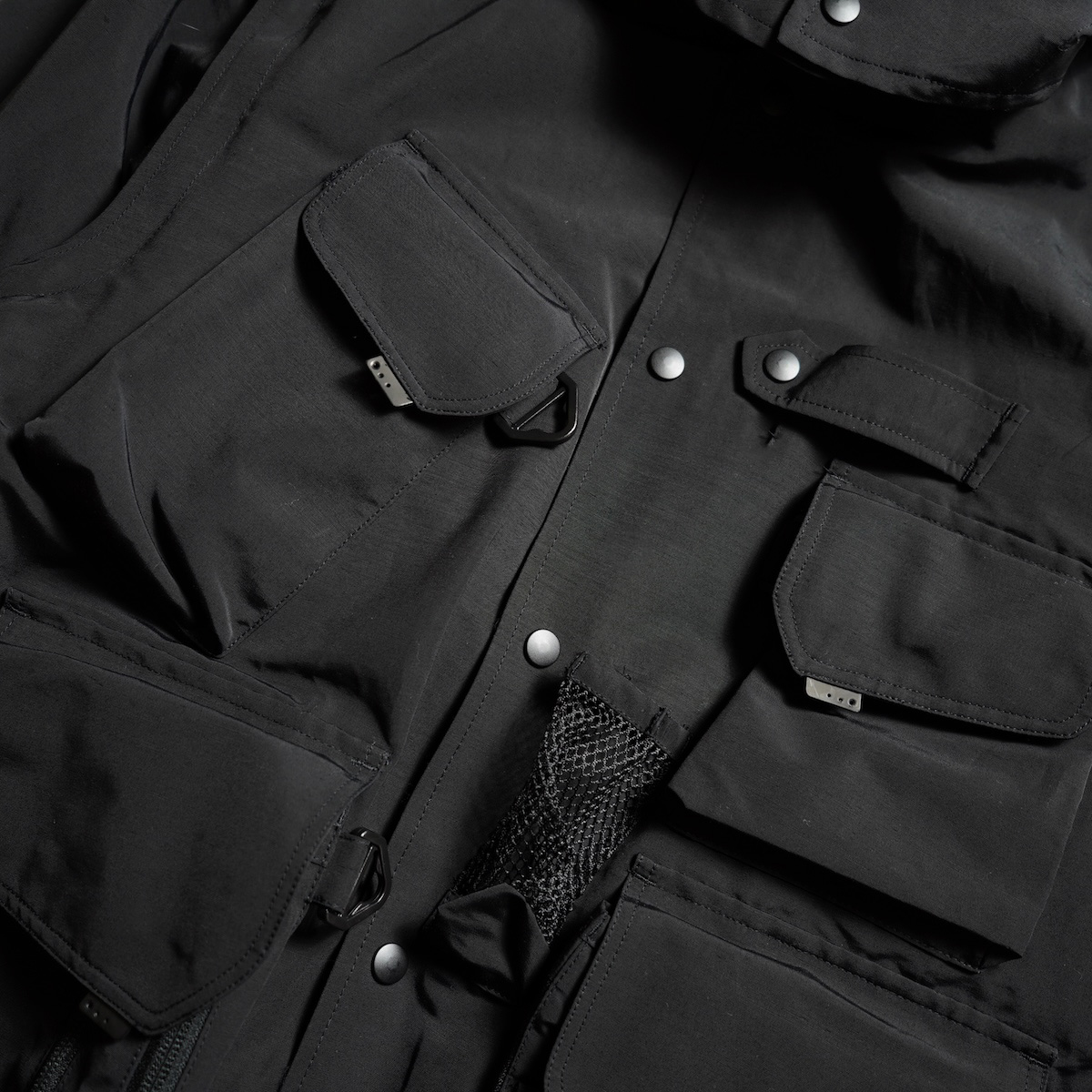 South2 West8 / Tenkara Trout Parka - C/N Grosgrain (Black) フロントディテール