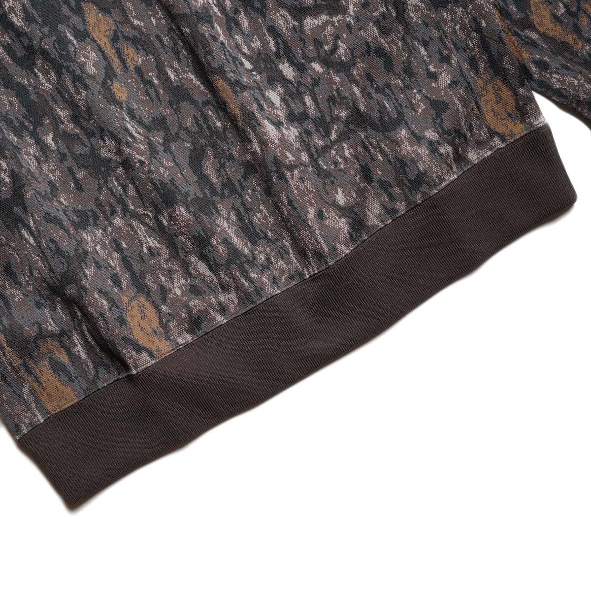 South2 West8 / Trainer Crew Neck Shirt-Horn Camo Jacquard (Brown) 裾
