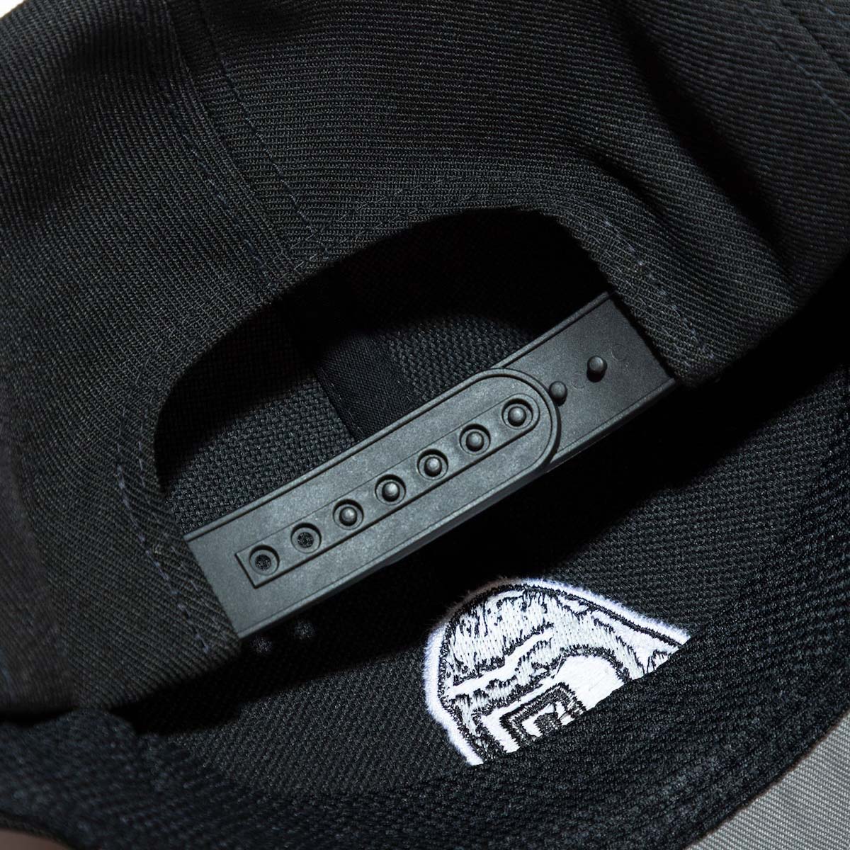 TACOMA FUJI RECORDS / TACOMA LOGO CAP  (Black) アジャスター