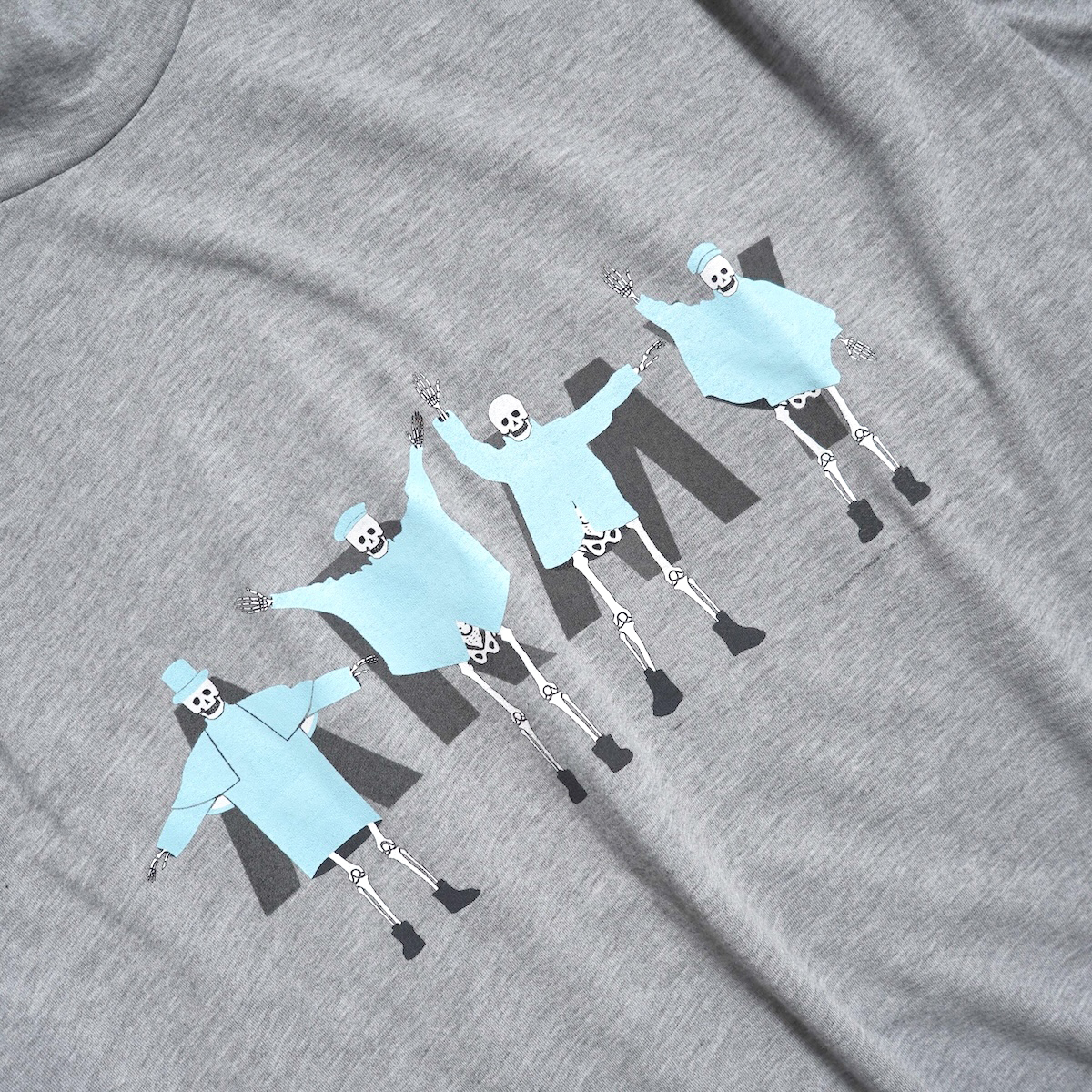 THRIFTY LOOK / ARMY P.F.U REPRINT LS TEE - HELP (Gray) フロントプリント