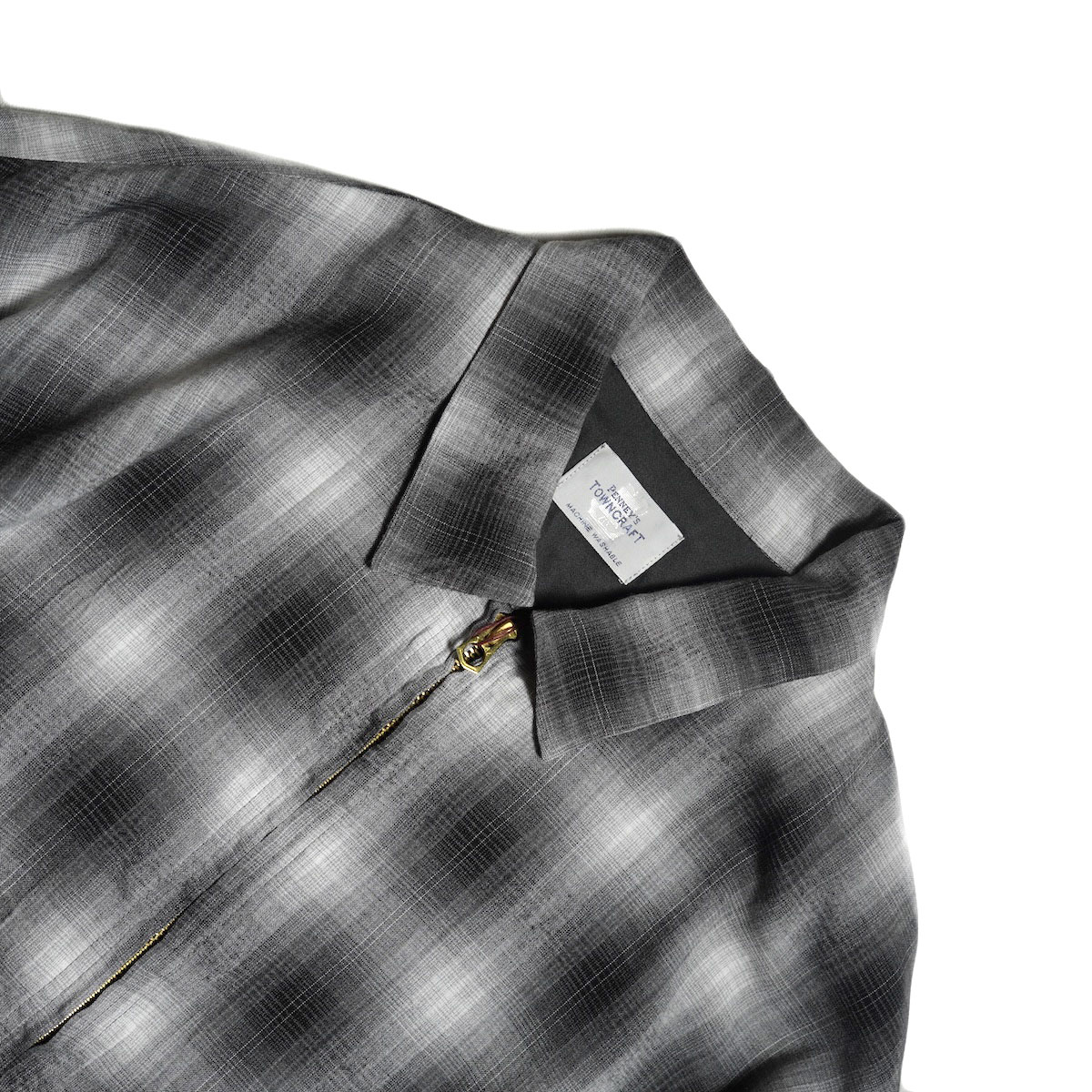 Towncraft Black and White and Gray Rayon Shirt Ombre Shadow