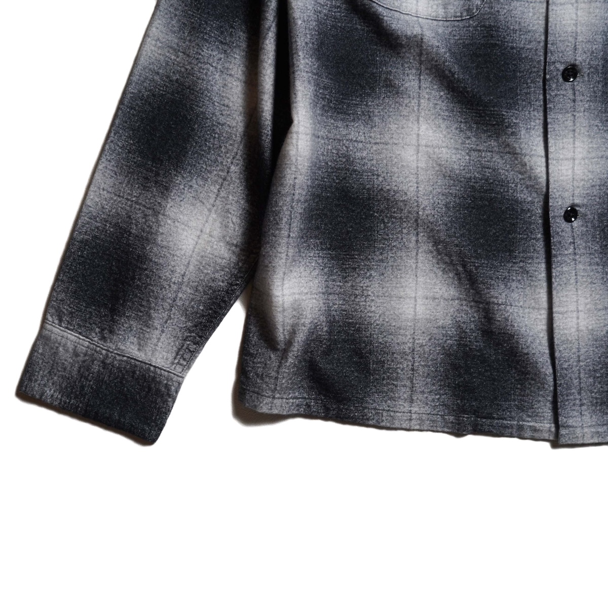 TOWNCRAFT / PRINTED COTTON NEL OMBRE CHECK SHIRT (Black) 袖