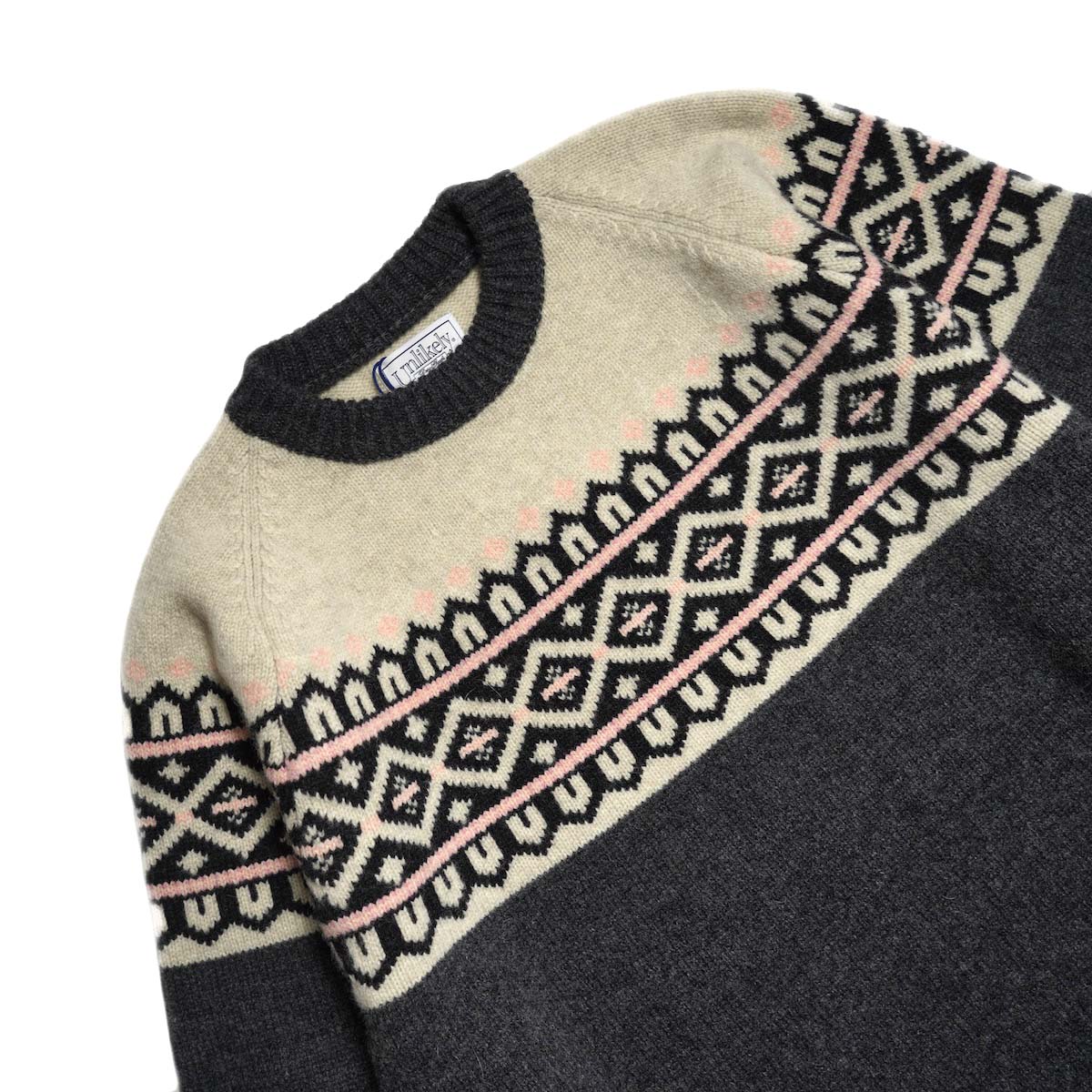 Unlikely / Unlikely Fair Isle "Snow Flake" (Charcoal) ネック