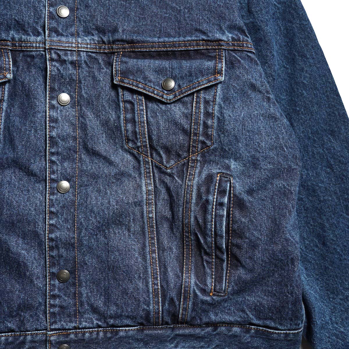 Unlikely / Unlikely Reversible Trucker Jacket (Indigo/Brown) デニムジャケット面 - ポケット