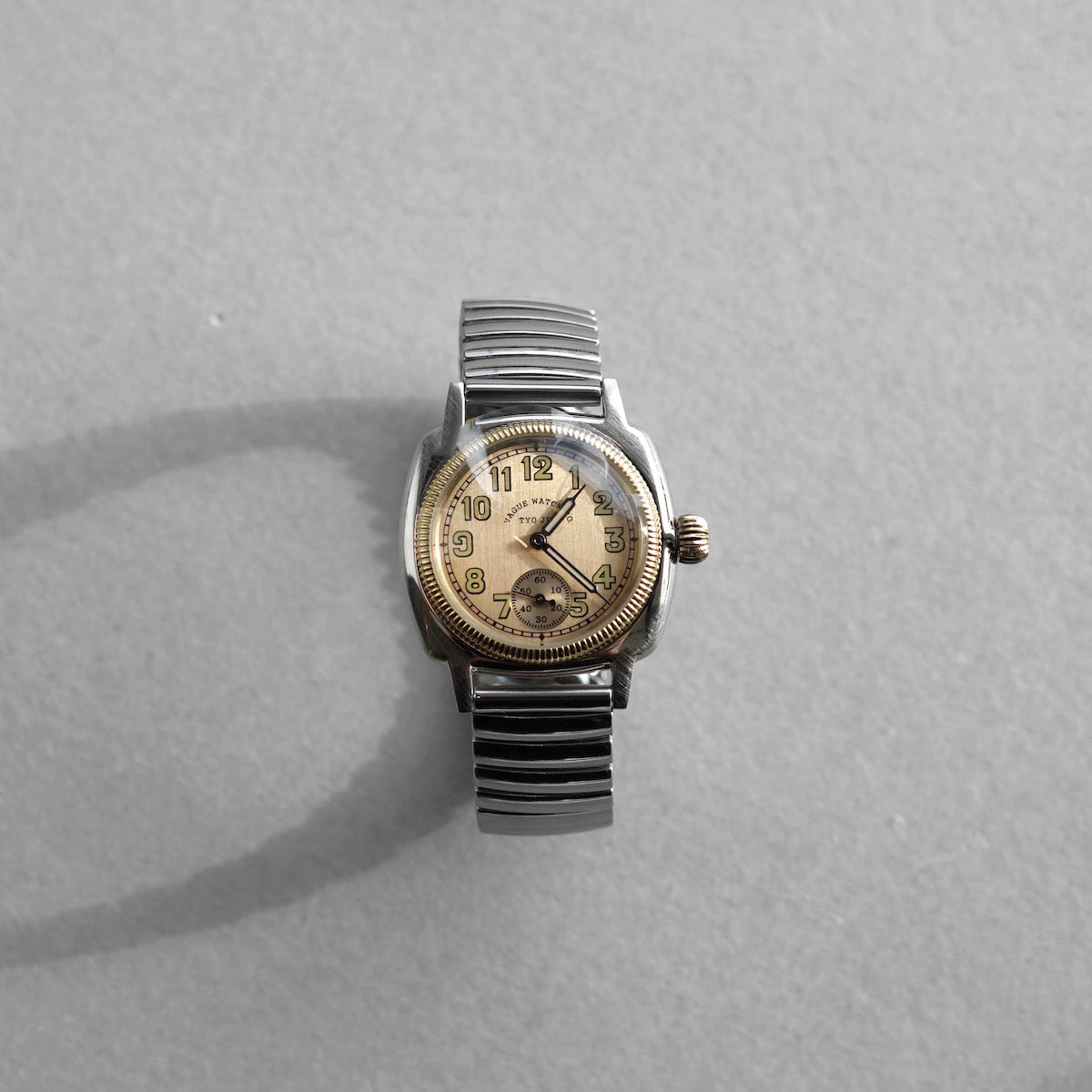 時計 VAGUE WATCH CO. Coussin Early Extension Vague Watch Co. / Coussin Early Extension