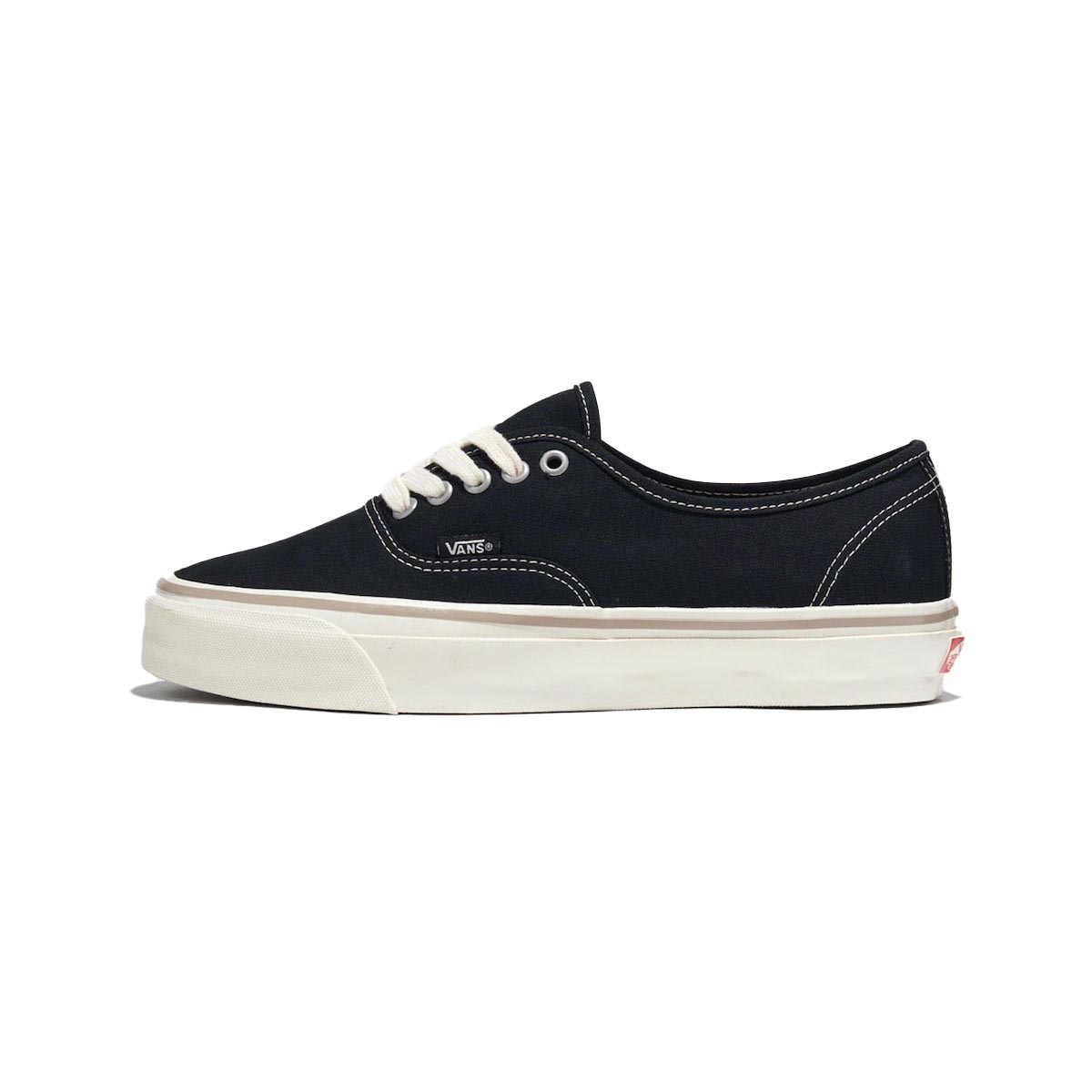 VANS / MTE Authentic  (Black)サイド