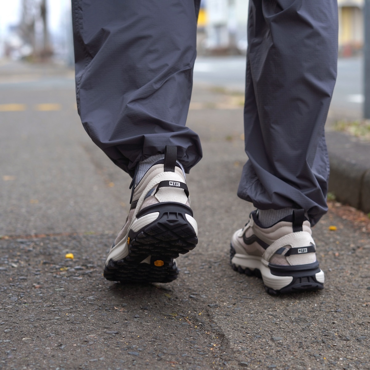VANS ☆ クロスパス XC シューズ スニーカー カジュアル 無地 VANS スニーカー 「VANS / ヴァンズ」 MTE CROSSPATH クロスパス