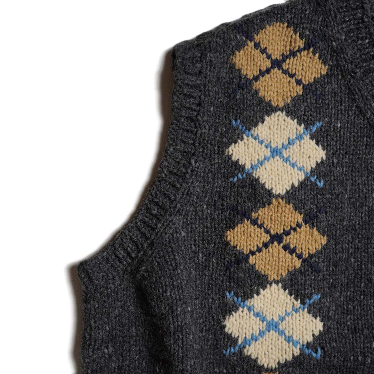 VISVIM / DIAMANTE VEST KNIT (Gray) 肩口