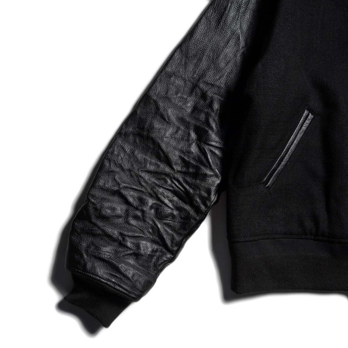 VISVIM / VARSITY JKT (Black) 袖