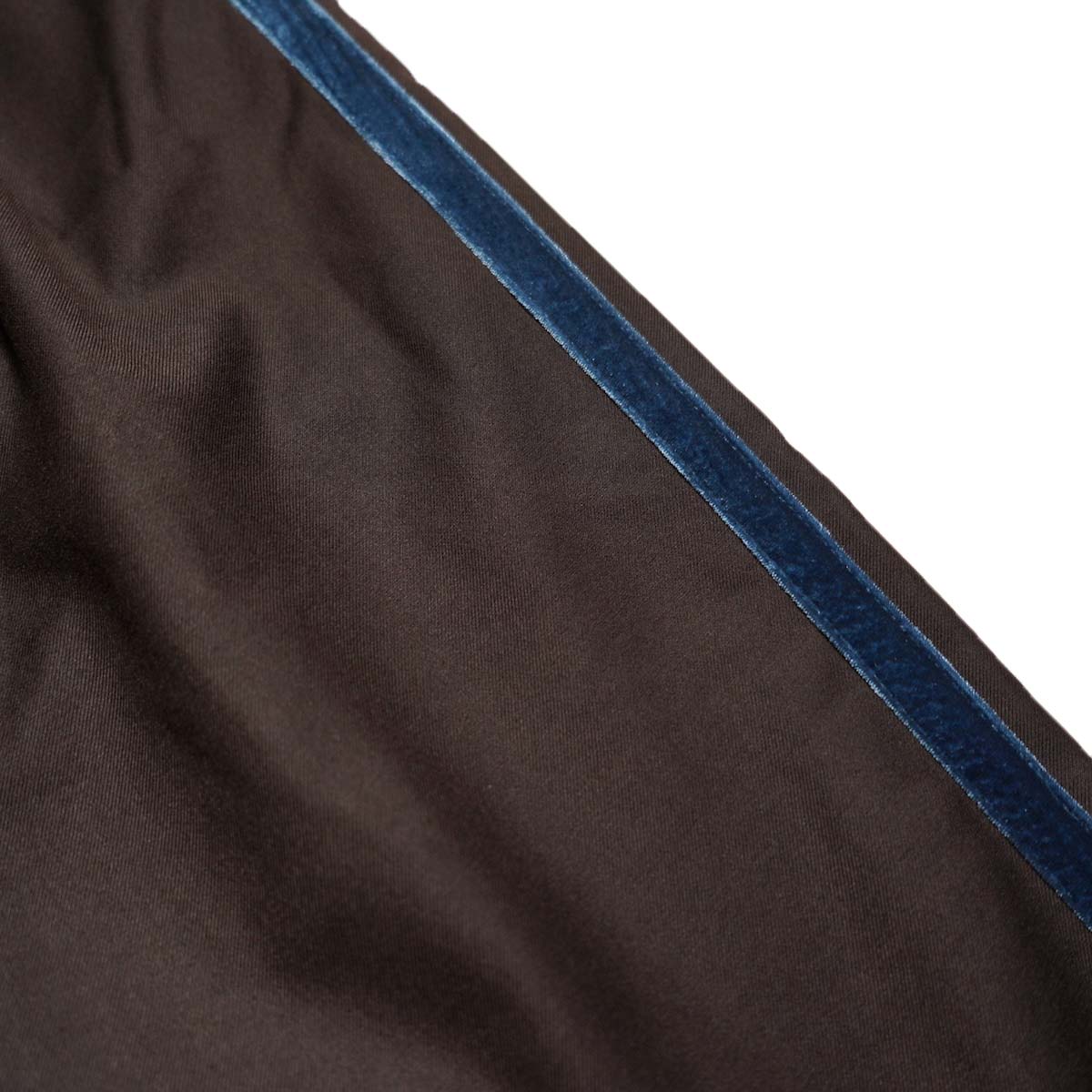 WHYTO. / SIDE VELOUR LINE PANTS (Brown) サイドライン