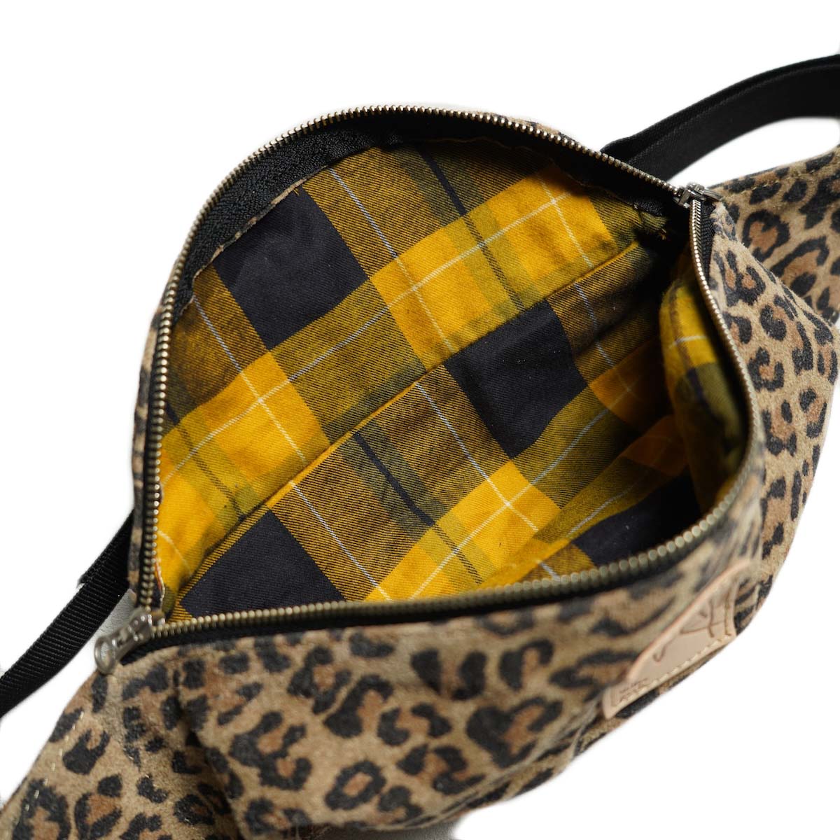 Willow Pants / P-015 Waist Bag (Leopard)