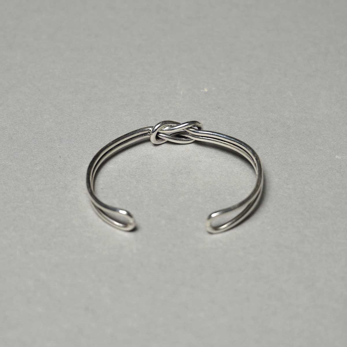 XOLO JEWELRY / knot バングル スモール XOLO JEWELRY / knot バングル スモール