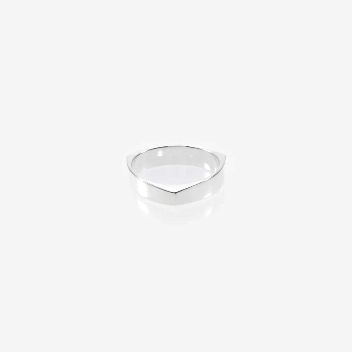 XOLO / Triangle 3D Ring
