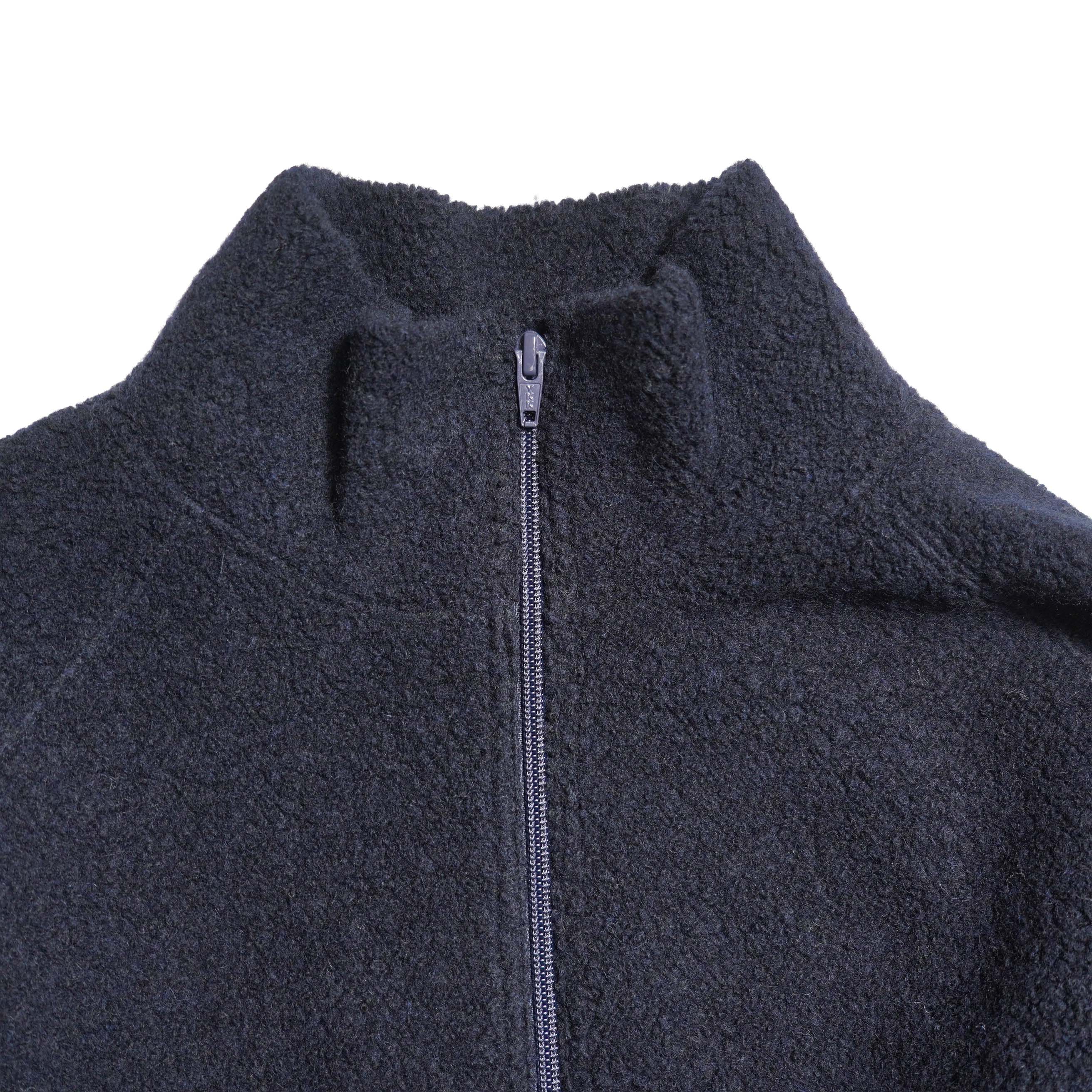 Y / RECYCLED WOOLEN PILE BLOUSON (Navy) ネック